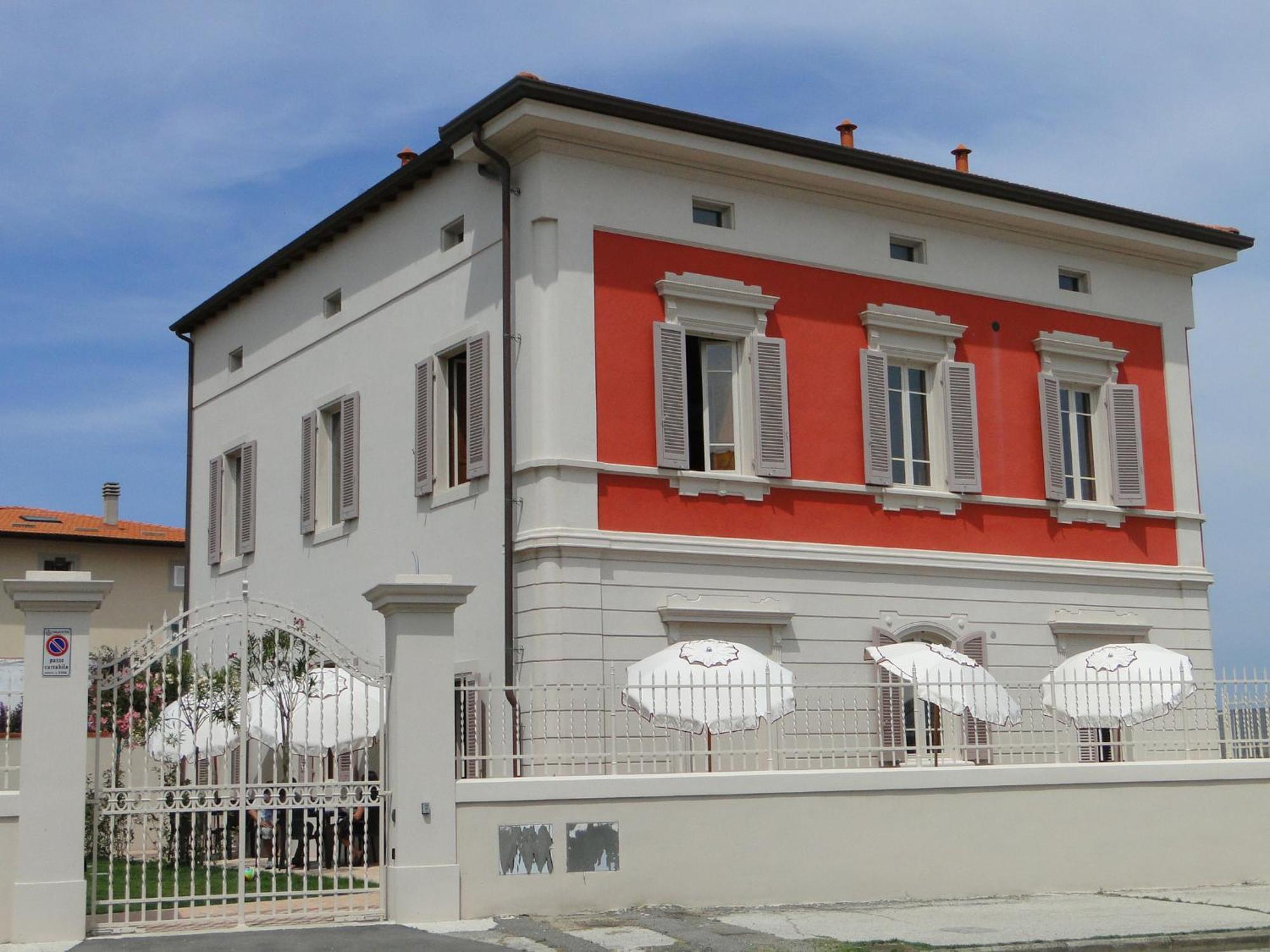 Villino Ermione Hotel Marina Di Pisa Exterior photo